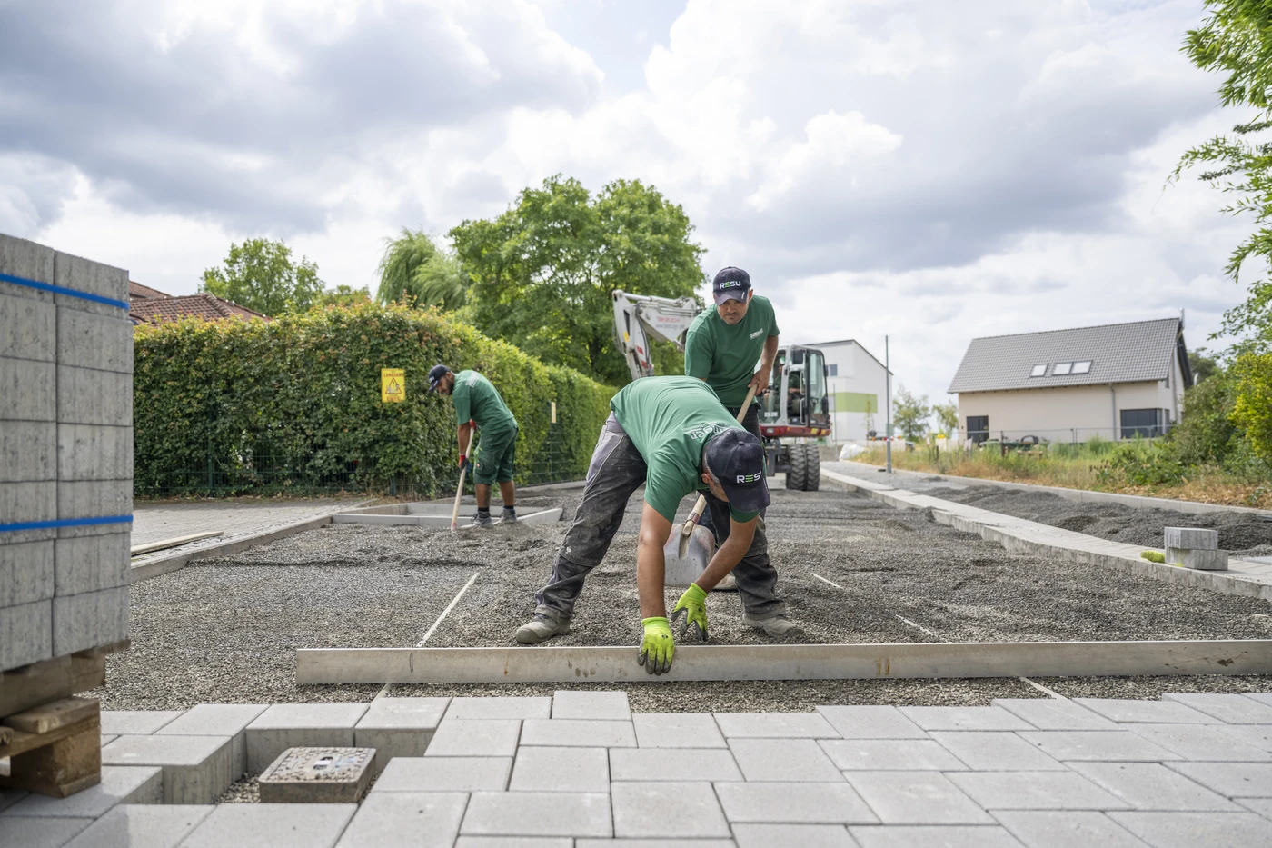 boettinger-garten-landschaftsbau-galabau-dossenheim-heidelberg--Baustelle-Strassenbau-Pflastersteine-152241-OLE_3864