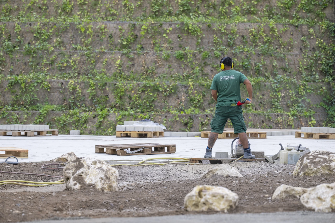 boettinger-garten-landschaftsbau-galabau-dossenheim-heidelberg--Baustelle-Strassenbau-Pflastersteine-152315-OLE_4319